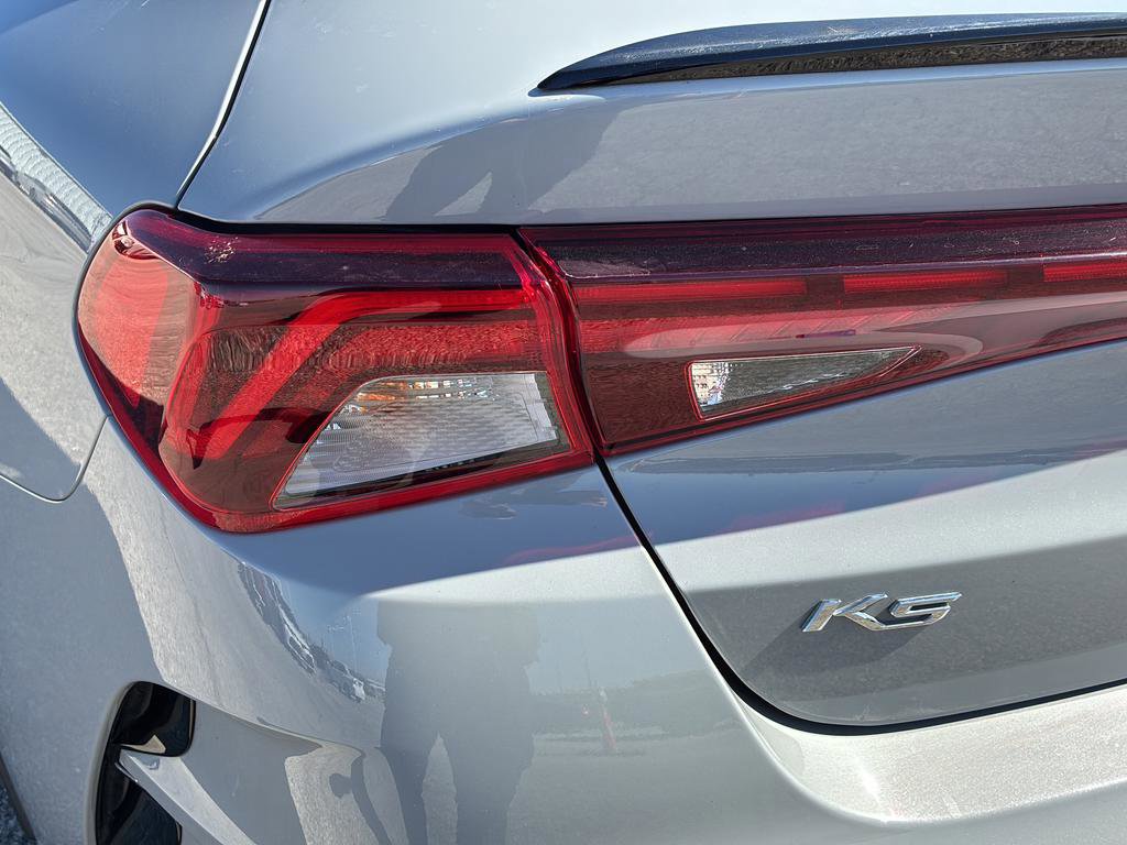 Used 2021 Kia K5 GT-Line AWD/4WD image 38