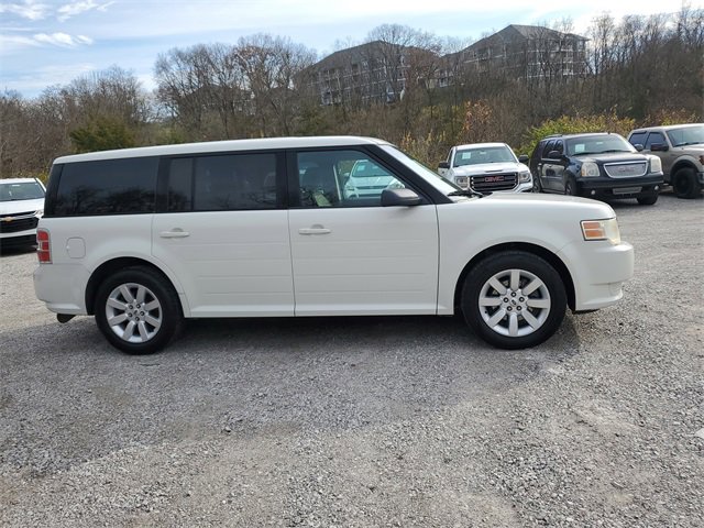 Used 2009 Ford Flex SE image 3