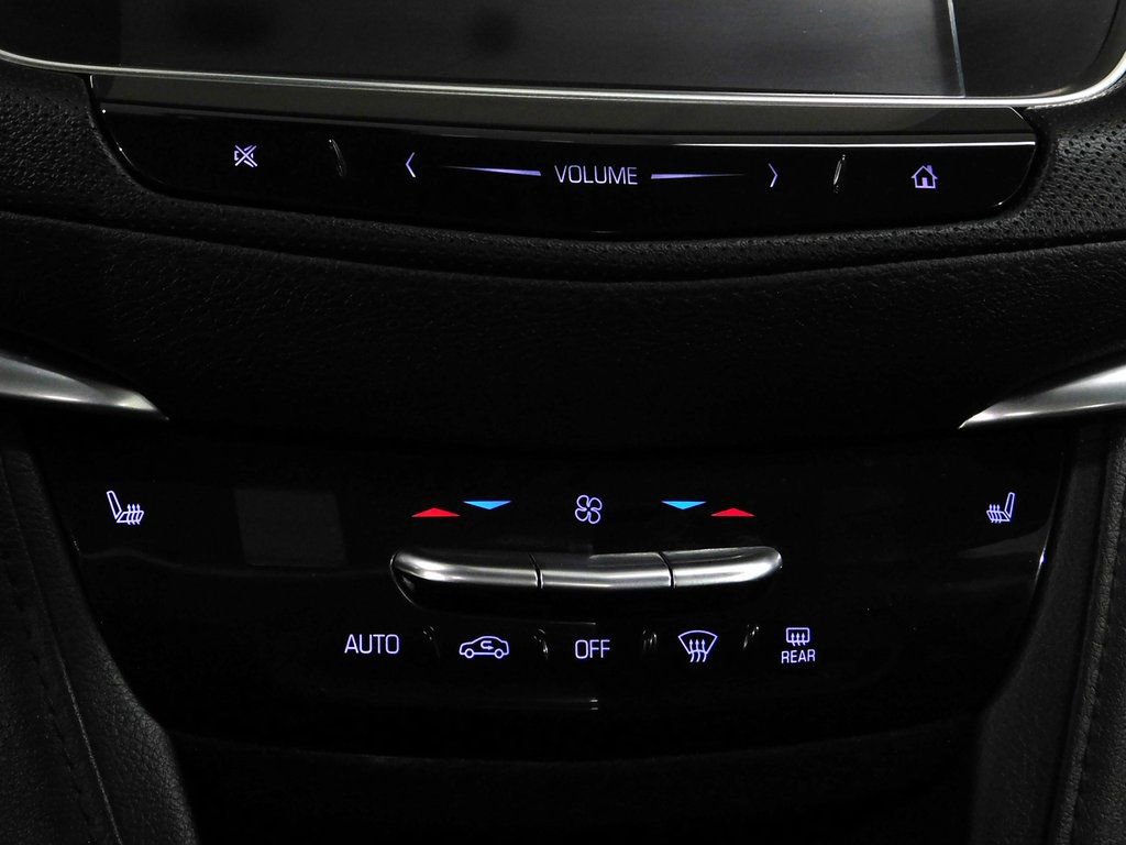 Used 2018 Cadillac XT5 Luxury image 42