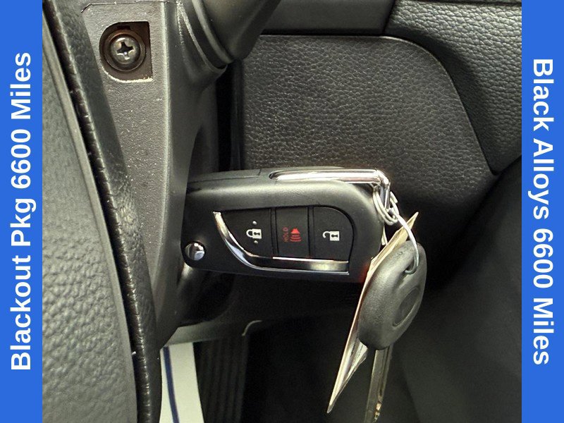 Used 2025 Toyota RAV4 LE FWD image 30
