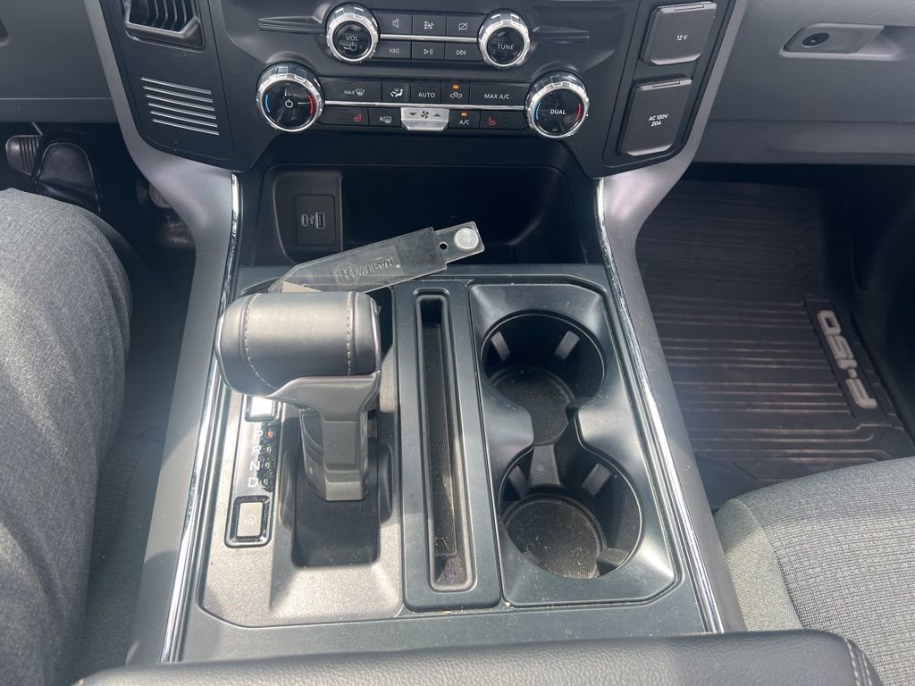 Used 2024 Ford F150 Lightning XLT image 34