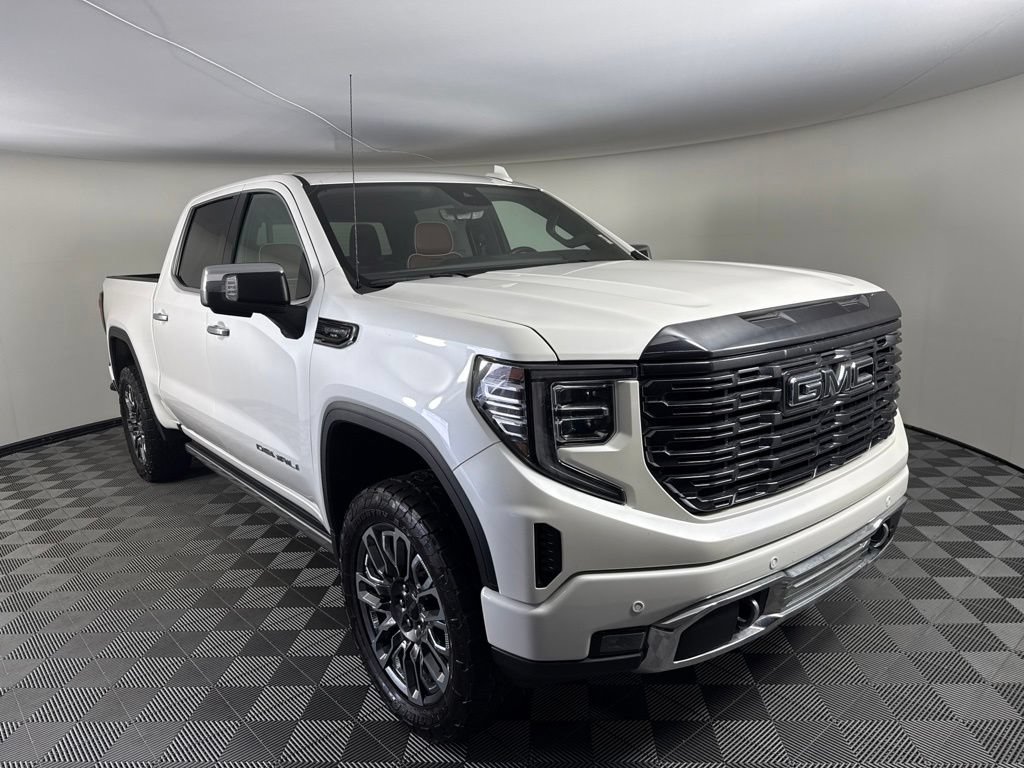 Used 2023 GMC Sierra 1500 Denali Ultimate AWD/4WD image 7