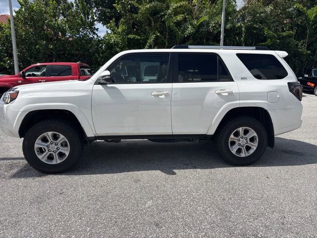 Used 2020 Toyota 4Runner SR5 Premium w/ Moonroof Package AWD/4WD image 4