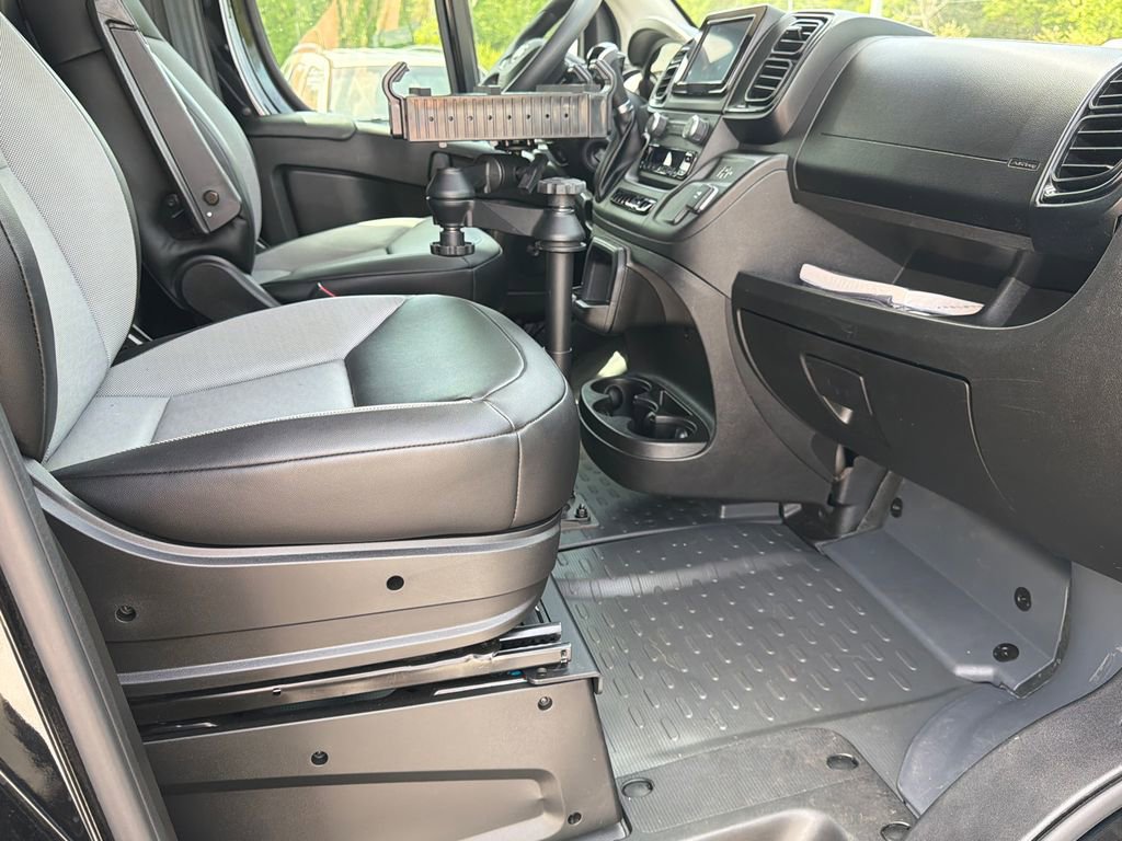 Used 2023 RAM ProMaster 1500 w/ Premium Appearance Group image 13
