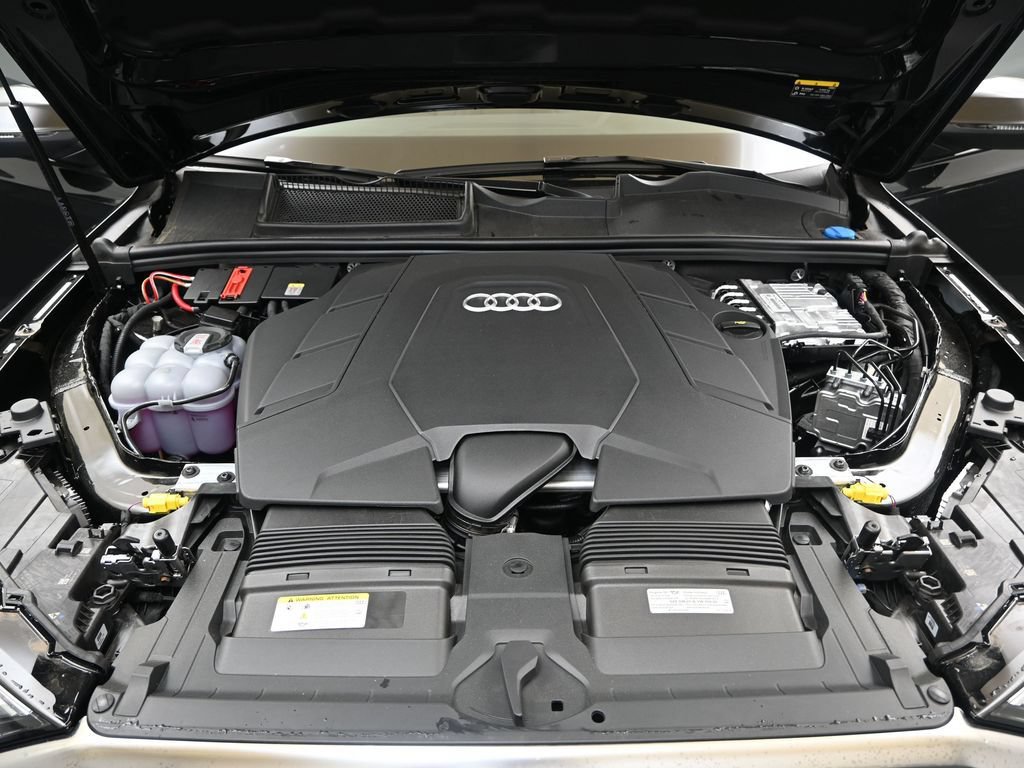 Certified 2025 Audi Q7 3.0T Premium Plus w/ Premium Plus Package AWD/4WD image 10