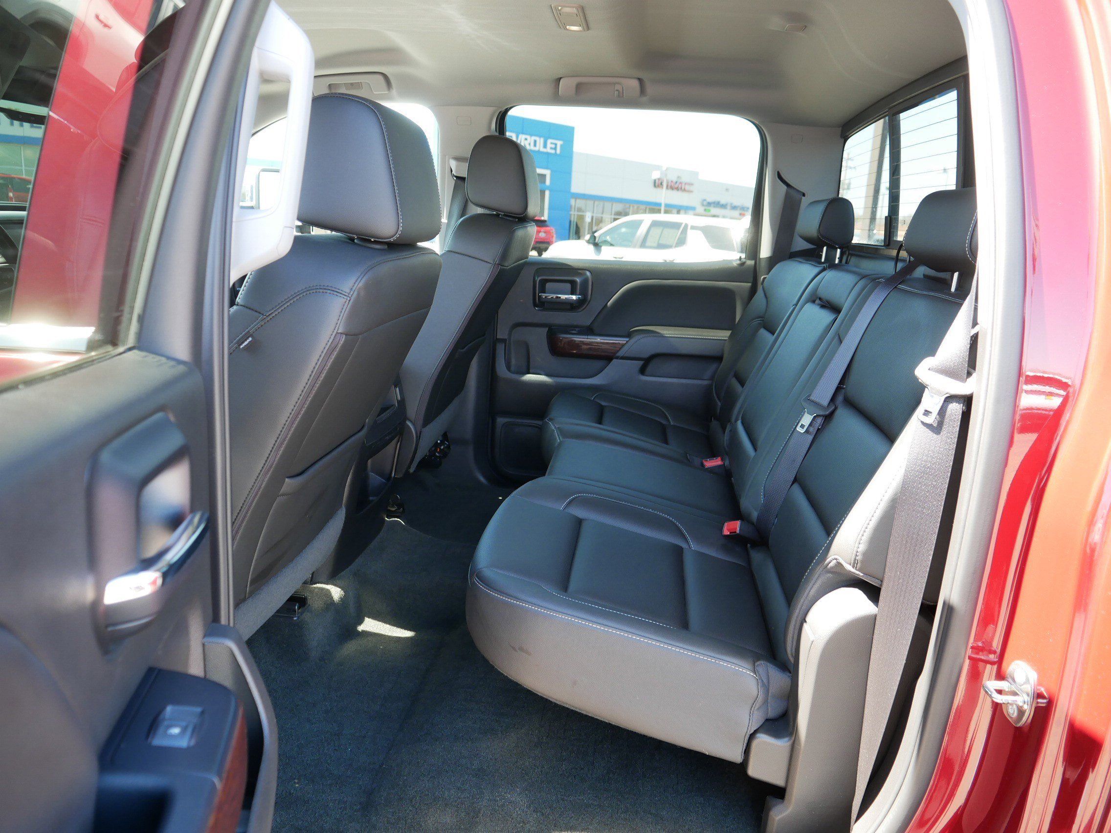Used 2018 GMC Sierra 1500 SLT image 35