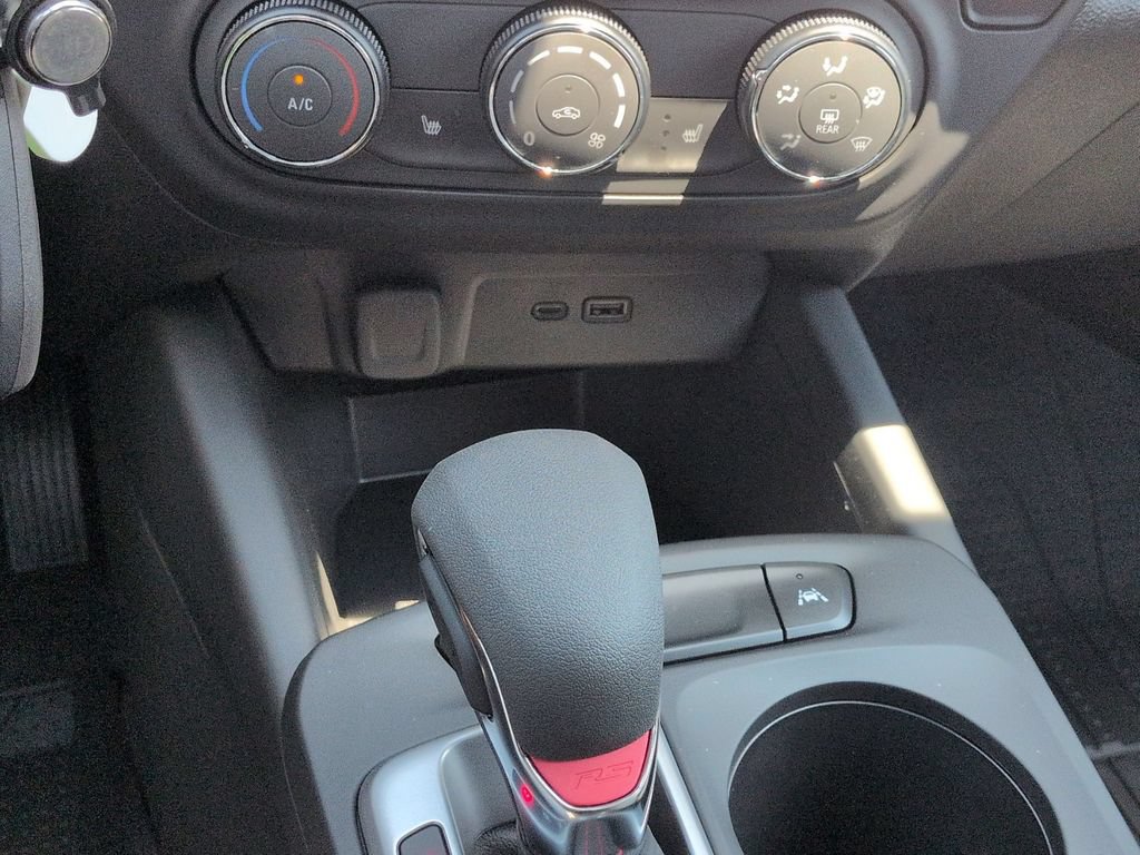 New 2026 Chevrolet Trax RS w/ Sunroof Package FWD image 19