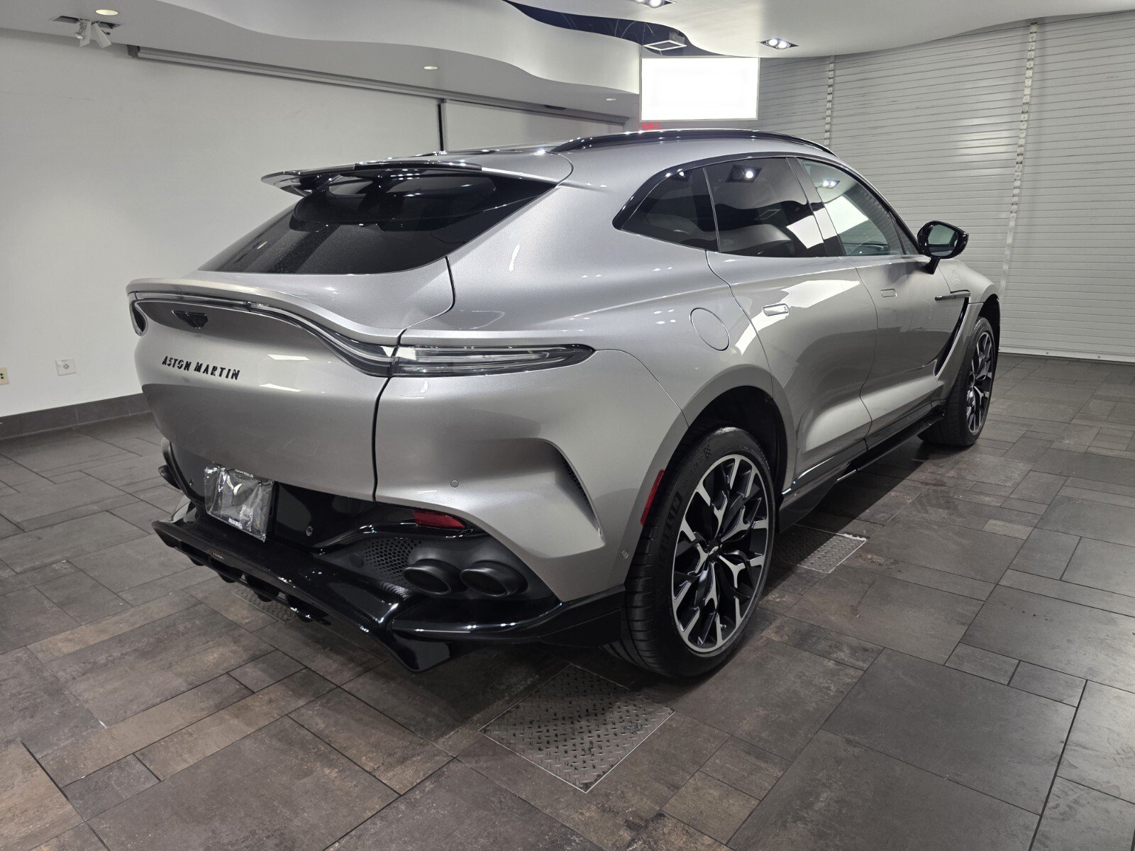 Used 2023 Aston Martin DBX 707 AWD/4WD image 28