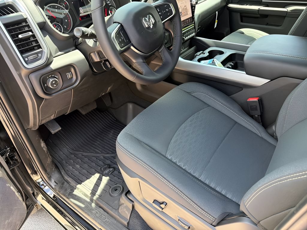 New 2026 RAM 2500 Lone Star AWD/4WD image 21
