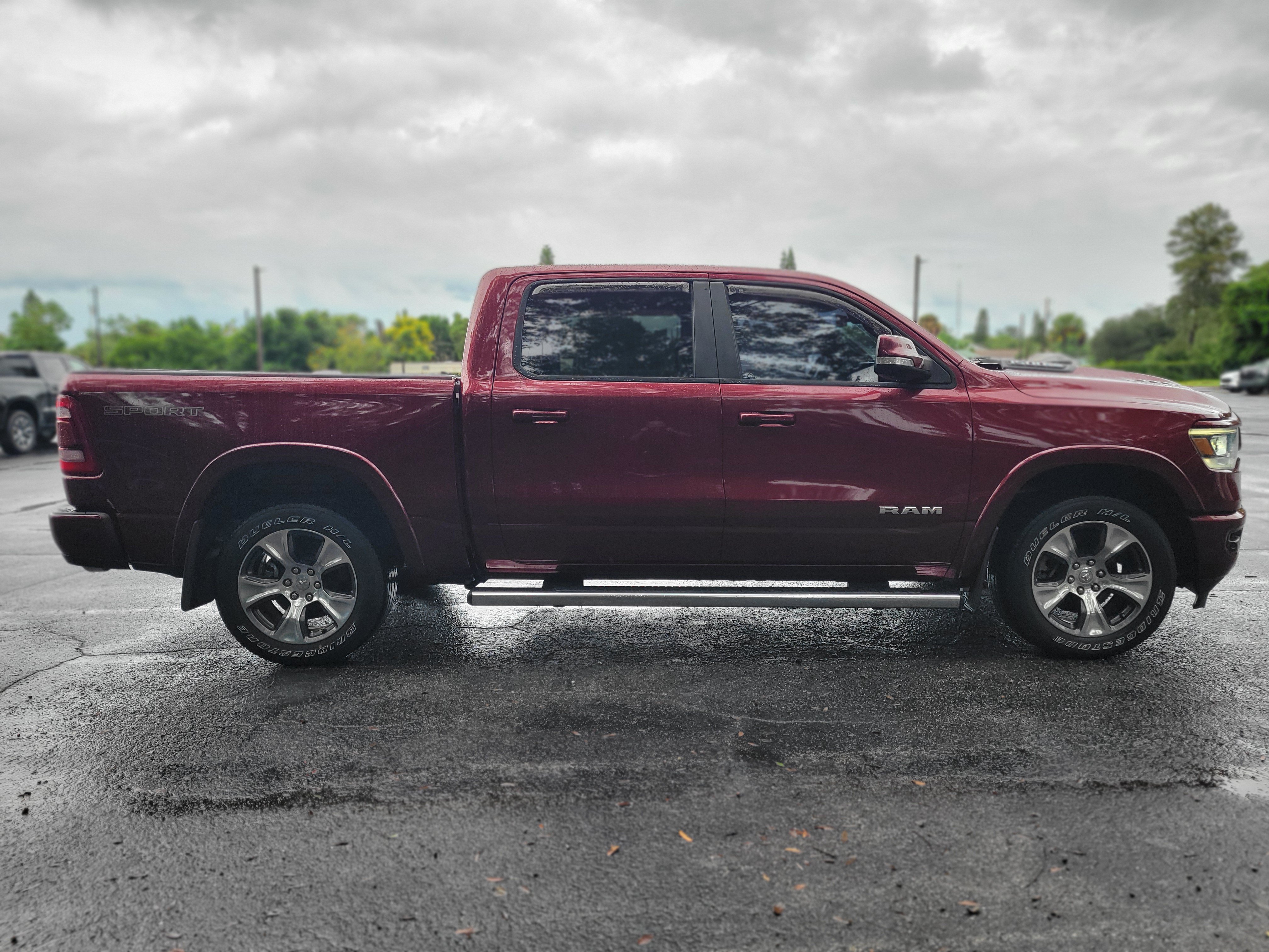 Used 2022 RAM 1500 Laramie w/ Sport Appearance Package AWD/4WD image 4