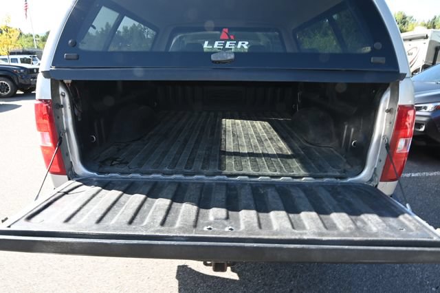 Used 2008 Chevrolet Silverado 1500 W/T w/ LS Package AWD/4WD image 6
