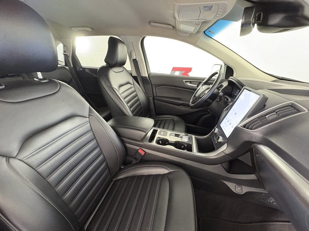 Used 2022 Ford Edge SEL image 33