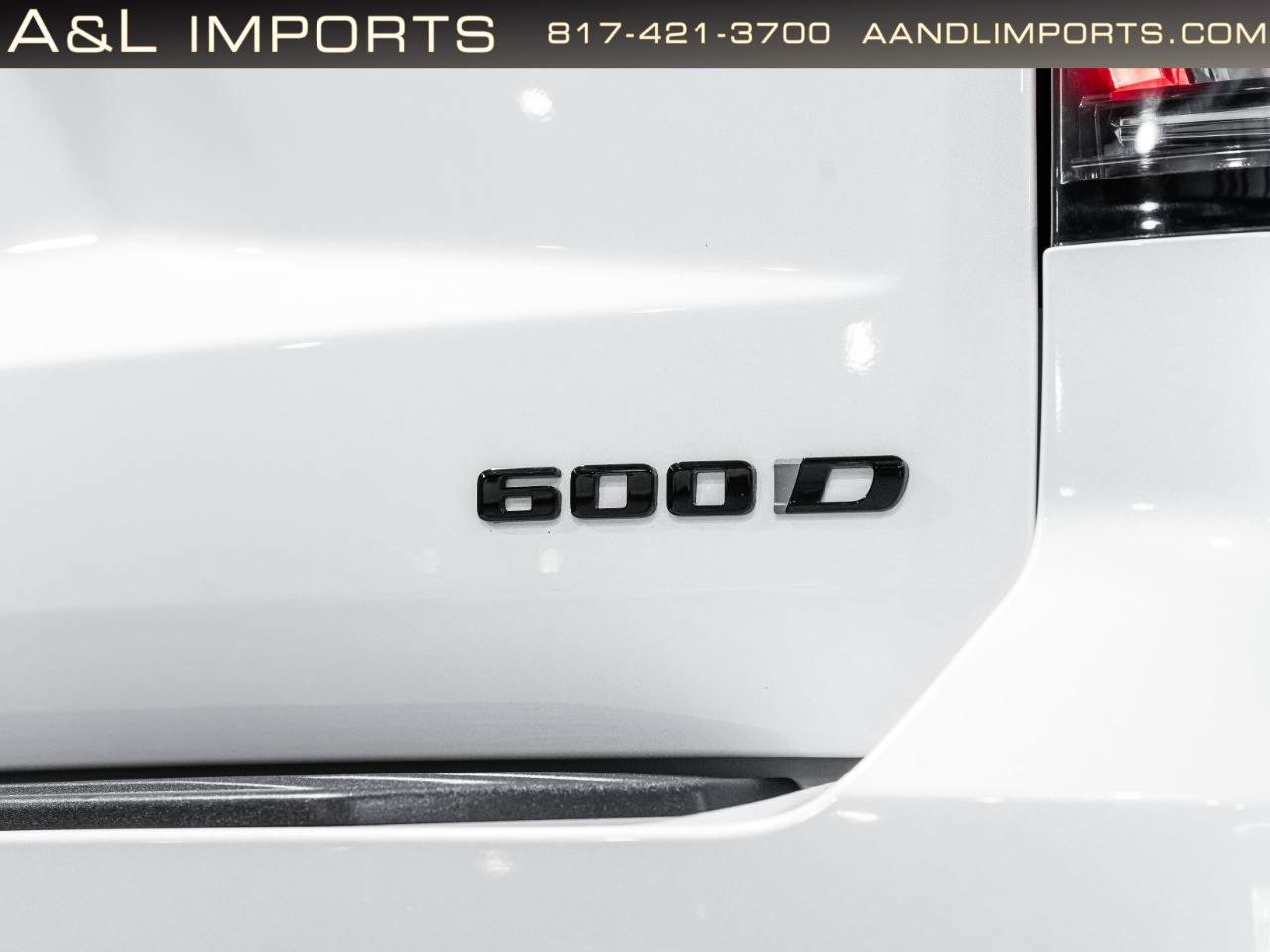 Used 2024 Cadillac Escalade Sport Platinum w/ LPO, ONYX Package AWD/4WD image 19
