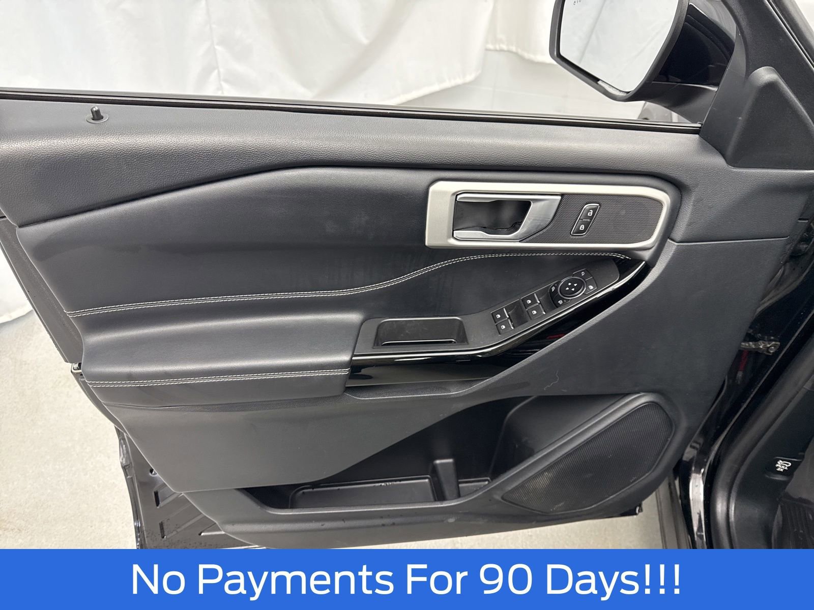 Used 2023 Ford Explorer ST image 13