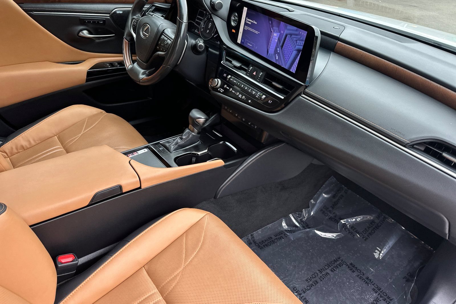 Used 2024 Lexus ES 350 w/ Accessory Package (Z1) FWD image 16