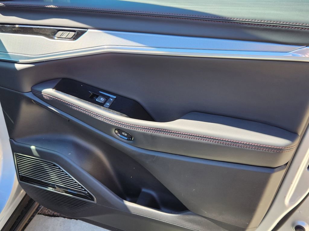 New 2025 Jeep Wagoneer S Launch Edition image 18