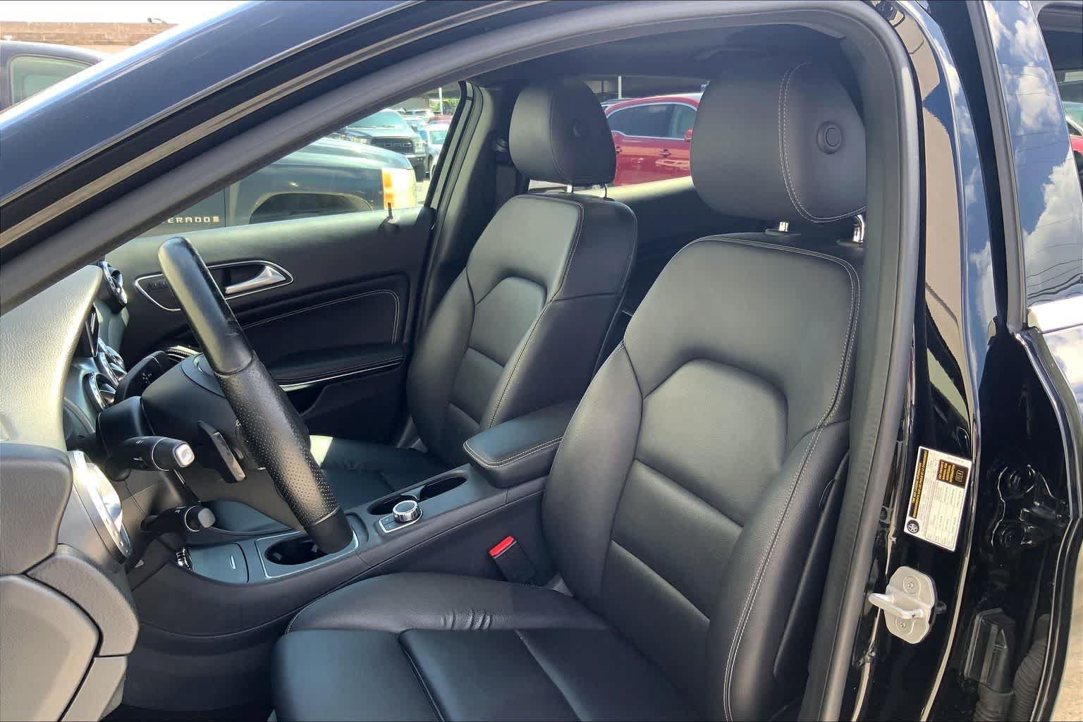 Used 2017 Mercedes-Benz GLA 250 image 11