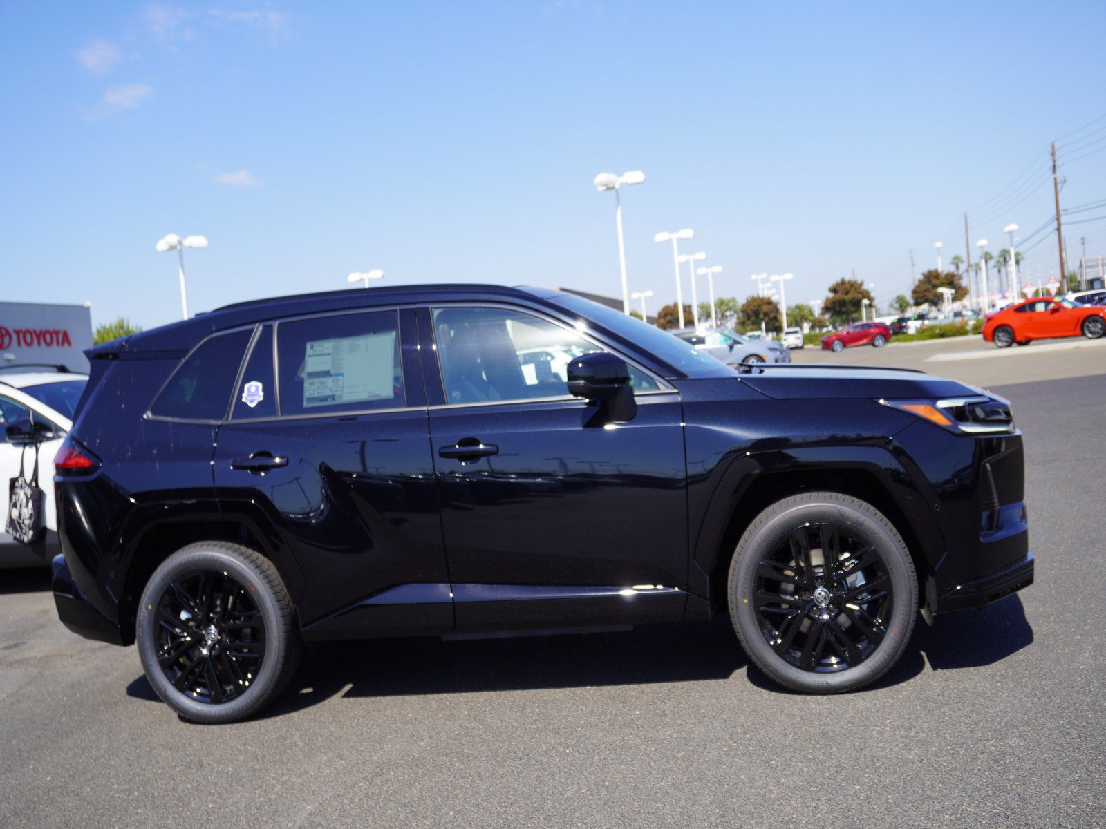 New 2026 Toyota RAV4 XSE w/ Panoramic Sun Roof Package AWD/4WD image 4
