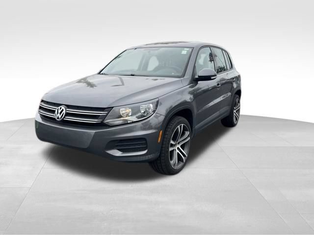 Used 2013 Volkswagen Tiguan S AWD/4WD image 3