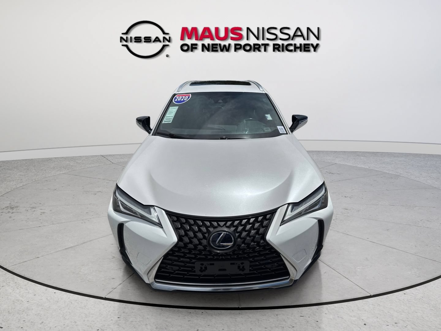 Used 2020 Lexus UX 250h w/ Premium Package AWD/4WD image 4