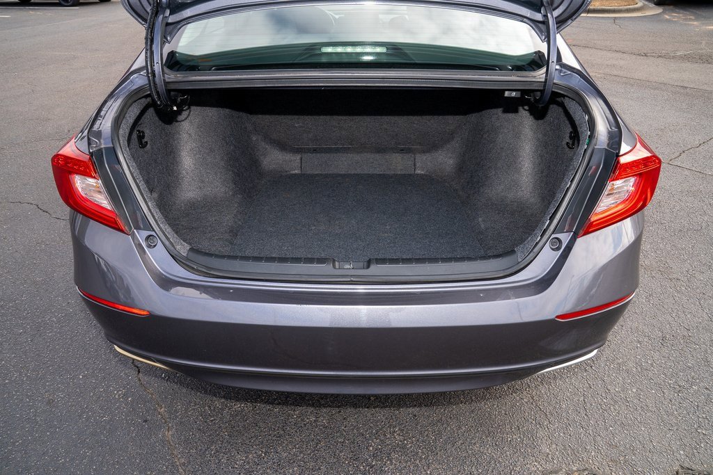 Used 2020 Honda Accord LX image 5