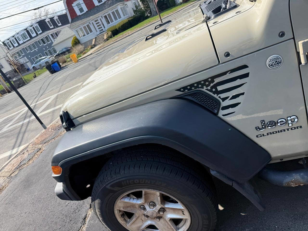 Used 2020 Jeep Gladiator Sport w/ Quick Order Package 24S image 10