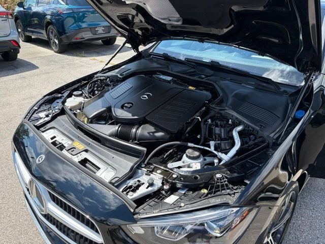 Used 2025 Mercedes-Benz C 300 Sedan image 10