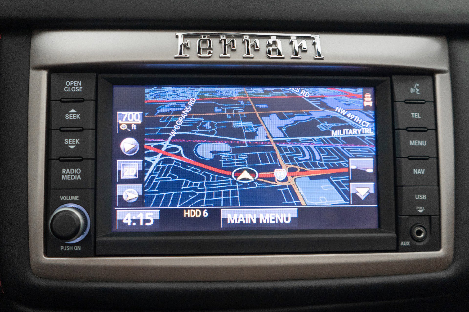 Used 2013 Ferrari California image 17