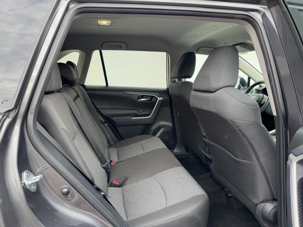 Used 2025 Toyota RAV4 XLE image 11