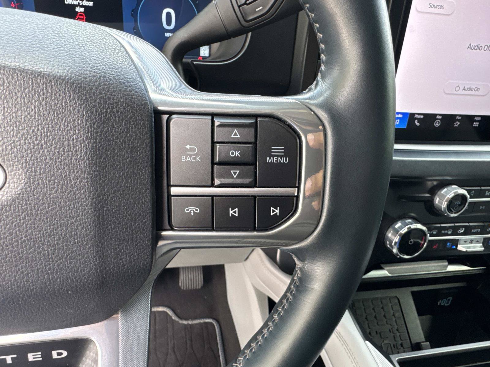 Used 2024 Ford F250 Limited w/ FX4 Off-Road Package AWD/4WD image 28