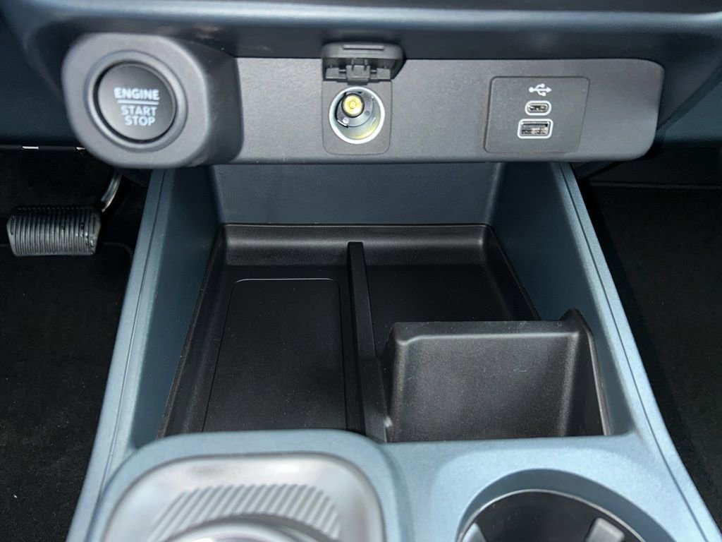 New 2025 Ford Maverick XLT w/ XLT Luxury Package image 37