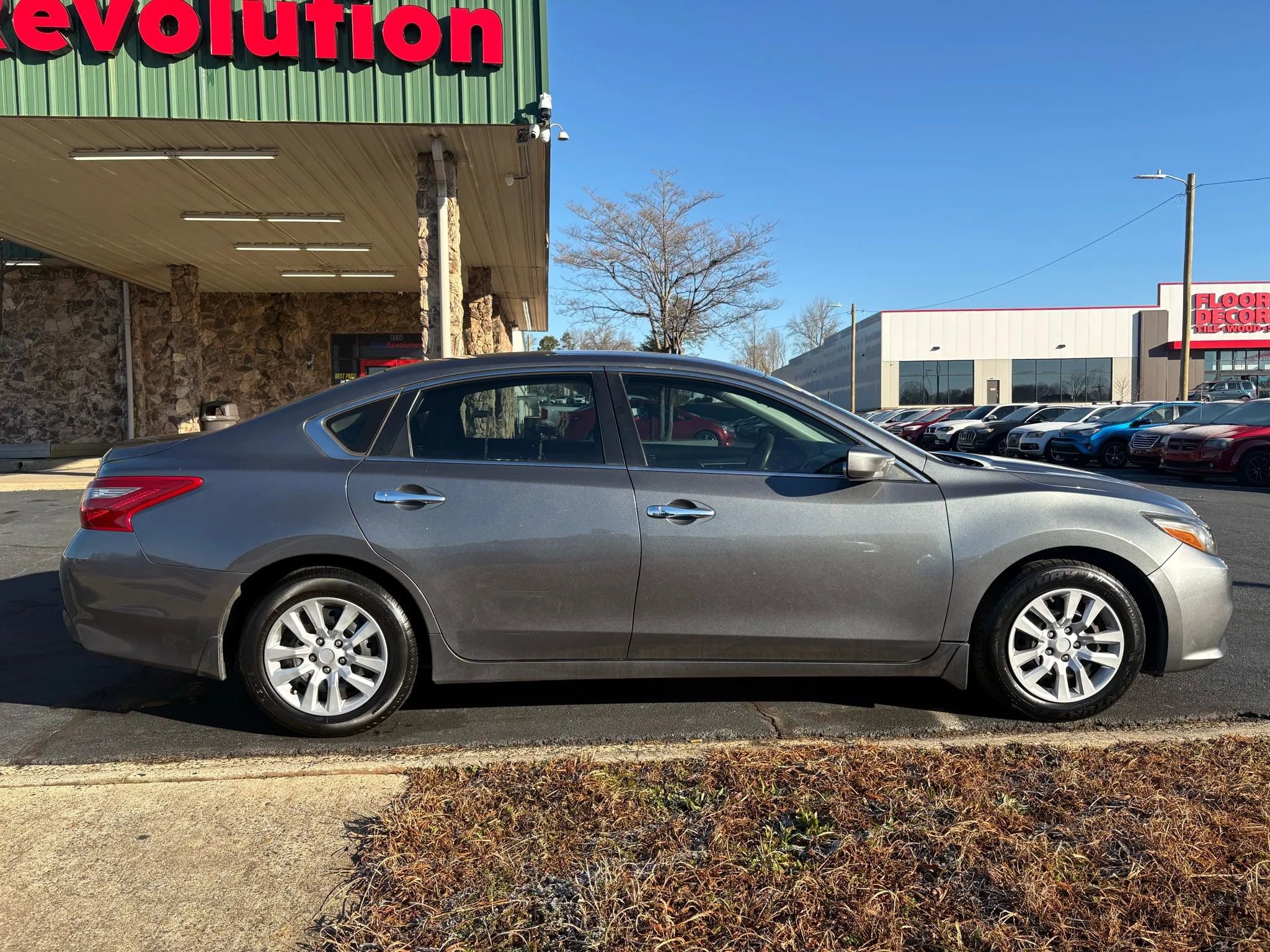 Used 2018 Nissan Altima 2.5 S w/ S Convenience Package image 8