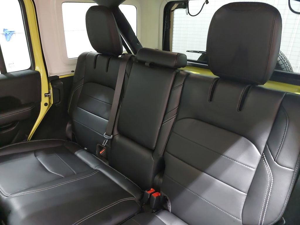 Used 2023 Jeep Wrangler Unlimited Sahara w/ Cold Weather Group image 13