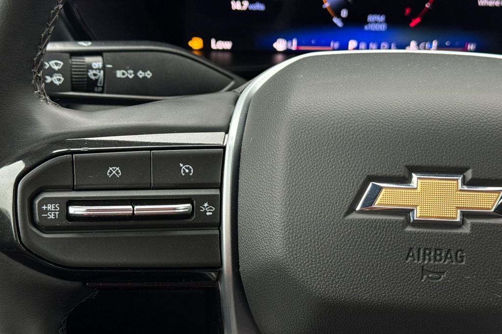 Used 2024 Chevrolet Colorado LT w/ LT Convenience Package RWD image 27