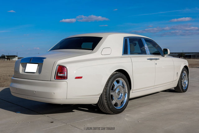 Used 2012 Rolls-Royce Phantom Sedan RWD image 8