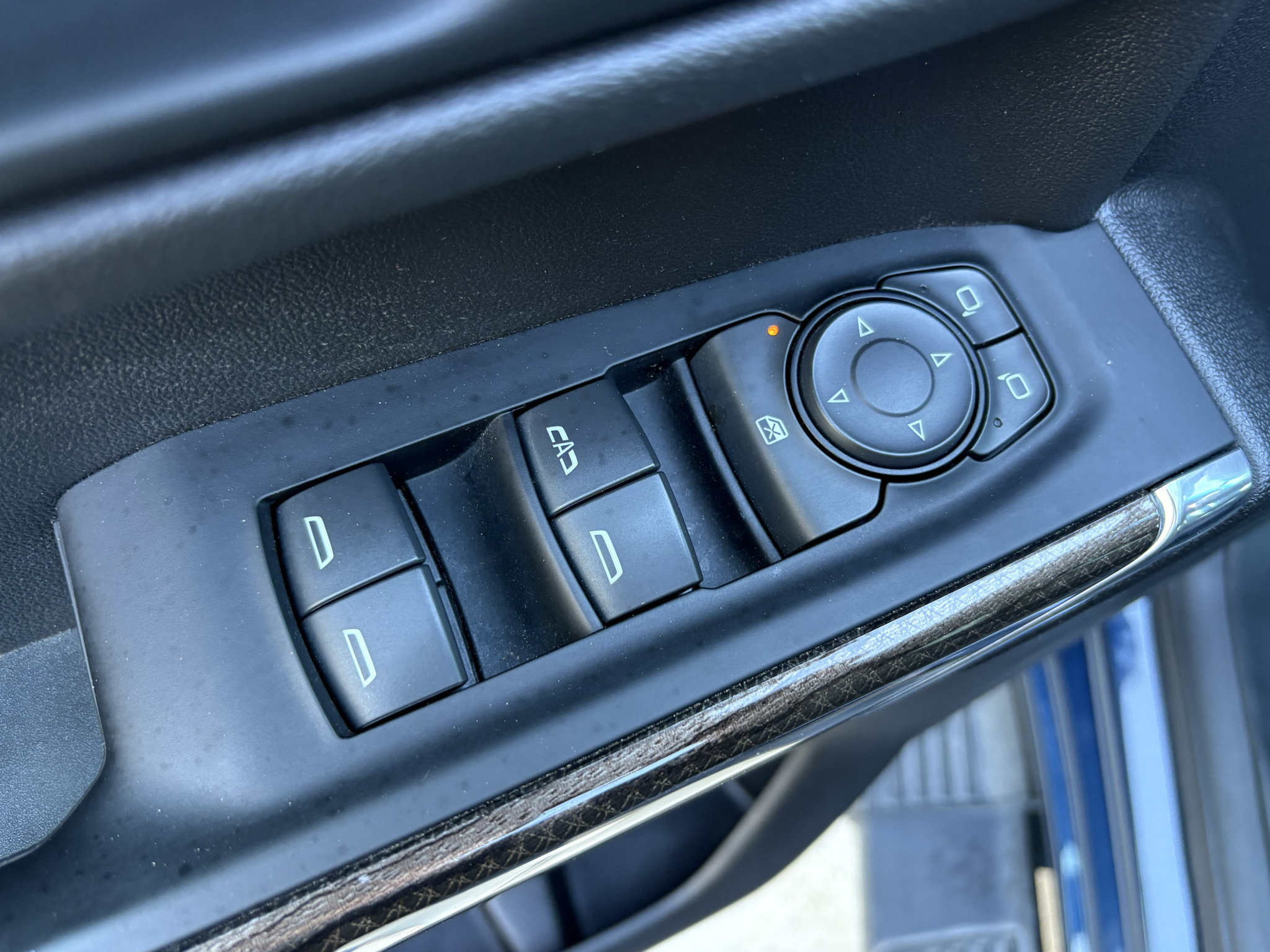 Used 2021 Chevrolet Silverado 1500 RST w/ Bed Protection Package AWD/4WD image 11