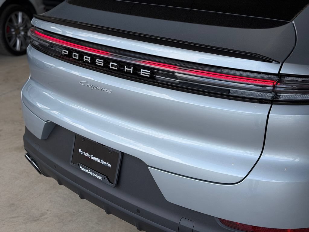 New 2026 Porsche Cayenne Coupe AWD/4WD image 35