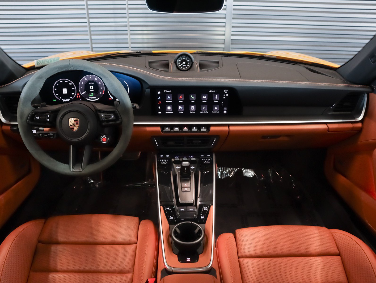 Certified 2025 Porsche 911 Targa 4 GTS AWD/4WD image 16