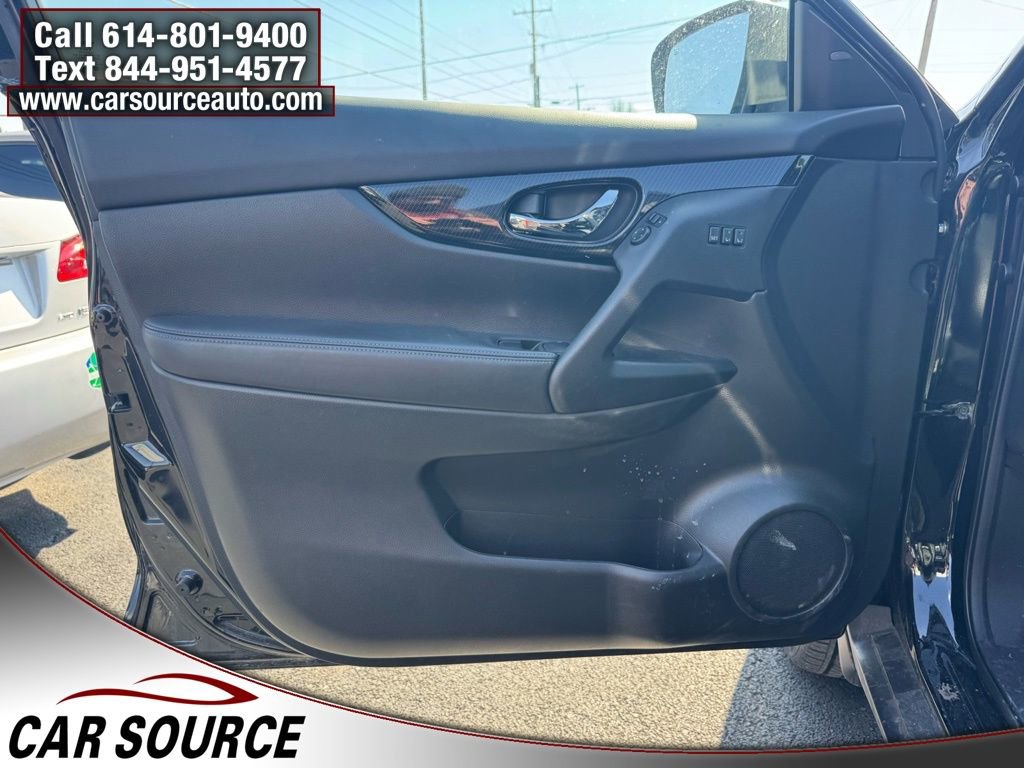 Used 2019 Nissan Rogue SL image 12