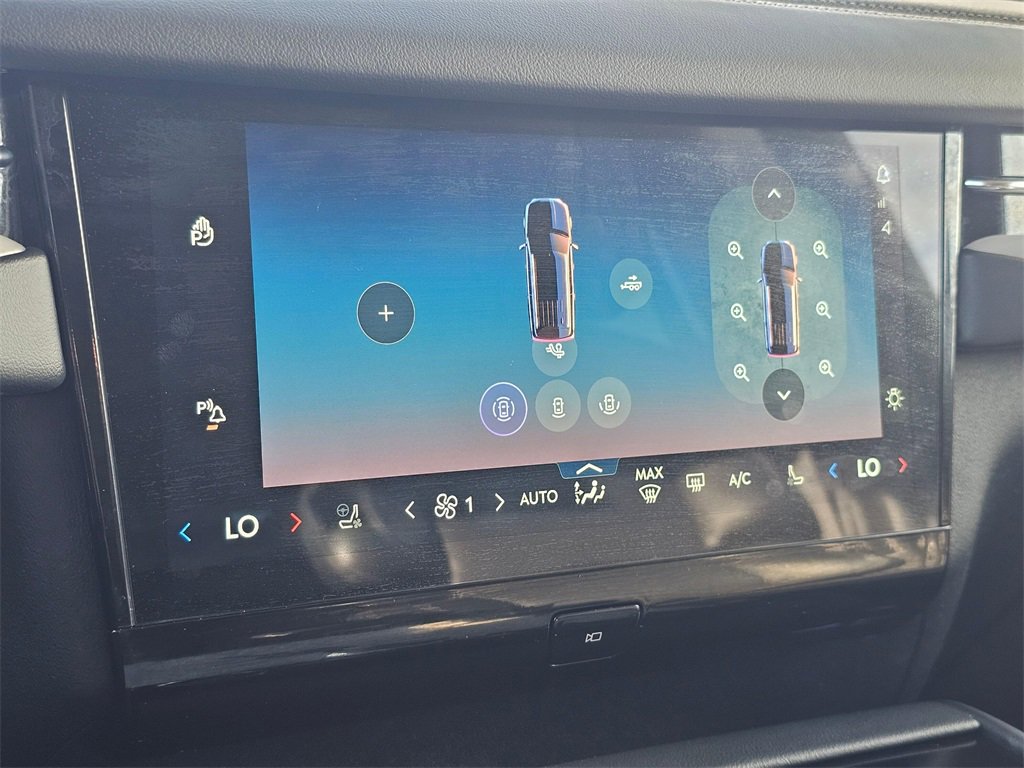 Used 2025 Lincoln Navigator L Reserve image 21