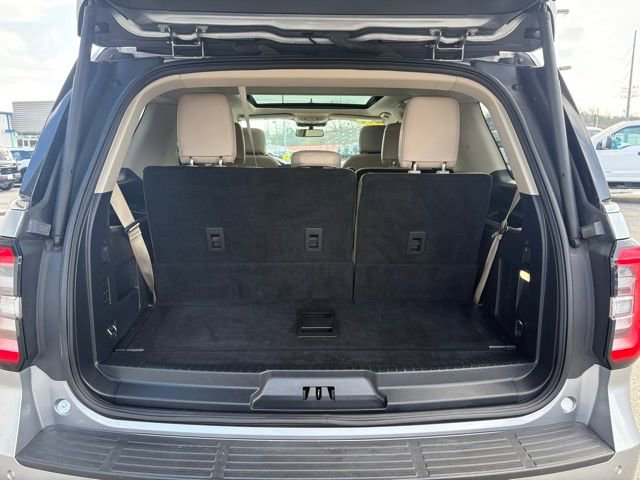 Used 2024 Ford Expedition Limited image 39