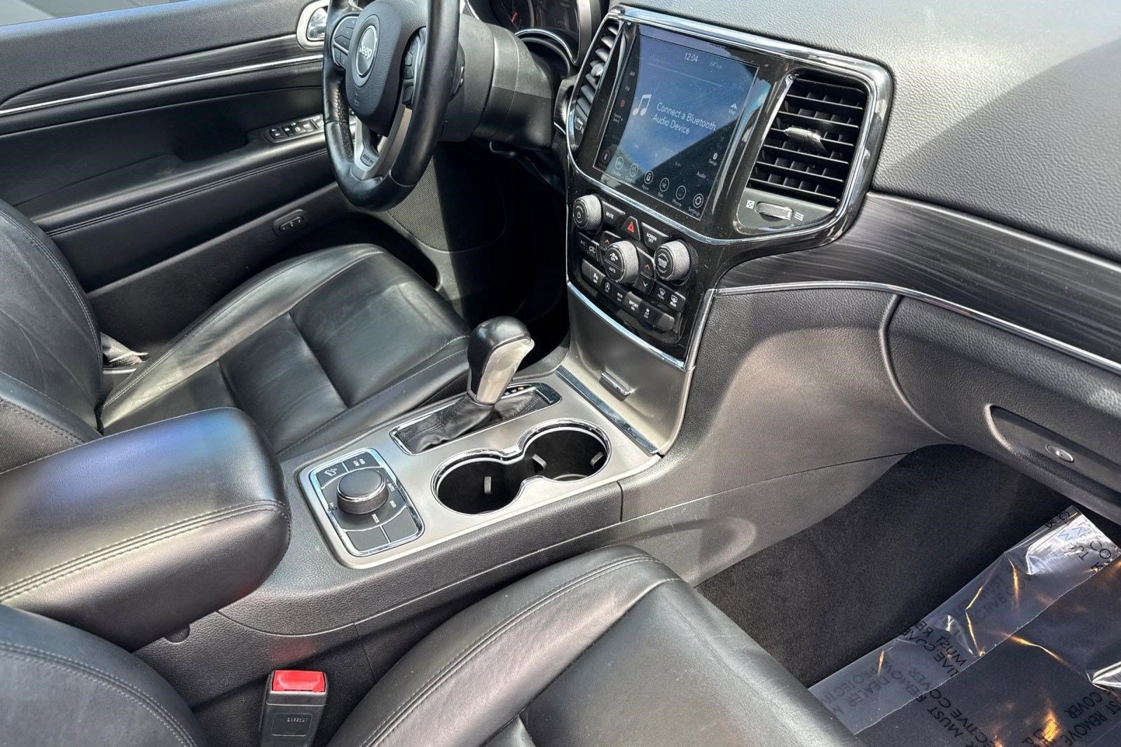 Used 2021 Jeep Grand Cherokee Limited AWD/4WD image 32