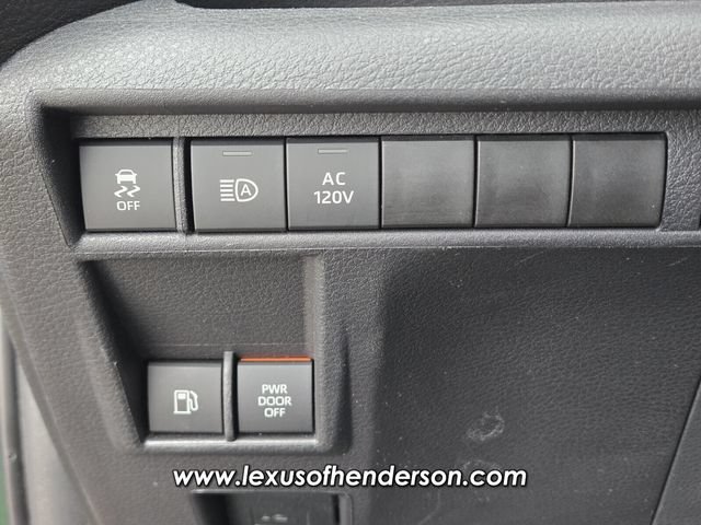 Used 2025 Toyota Sienna XLE Woodland Edition AWD/4WD image 25