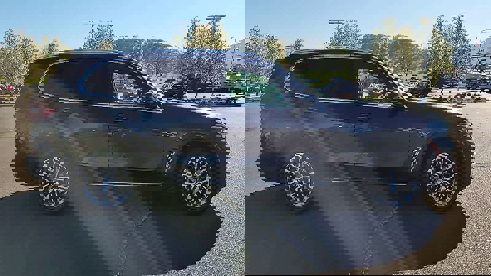 Used 2023 BMW X5 xDrive40i image 9