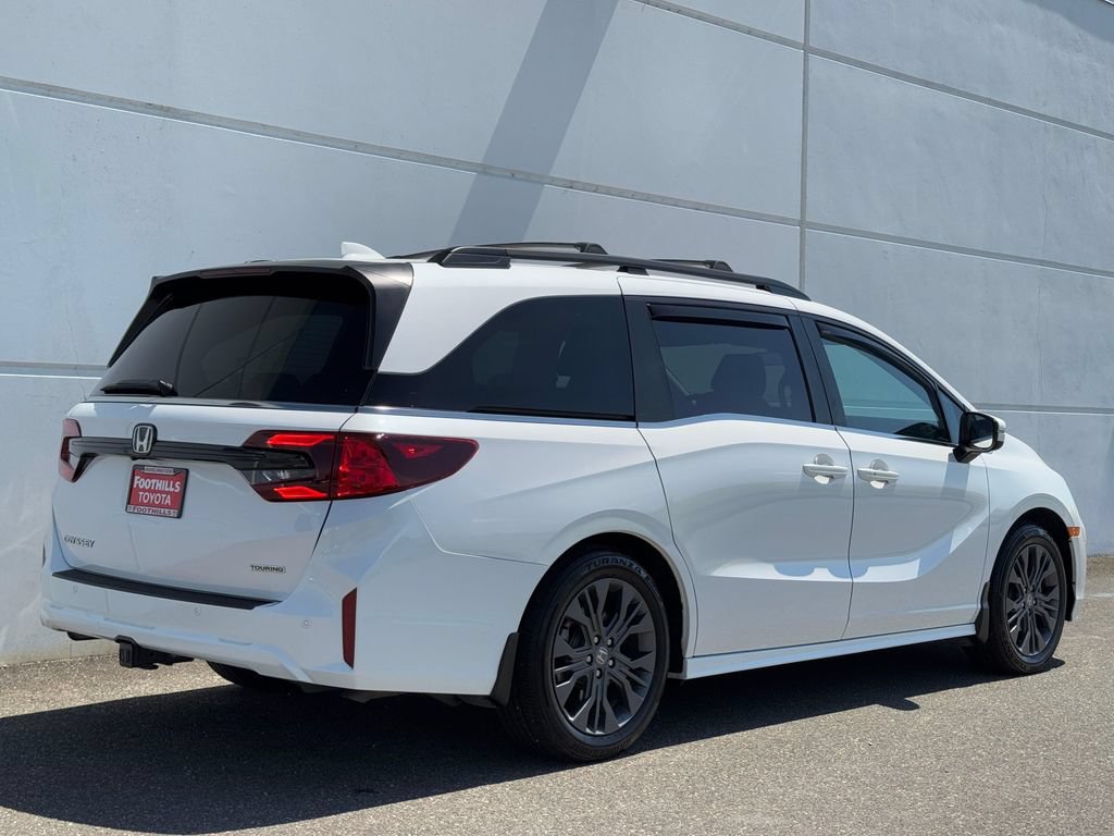 Used 2025 Honda Odyssey Touring image 7