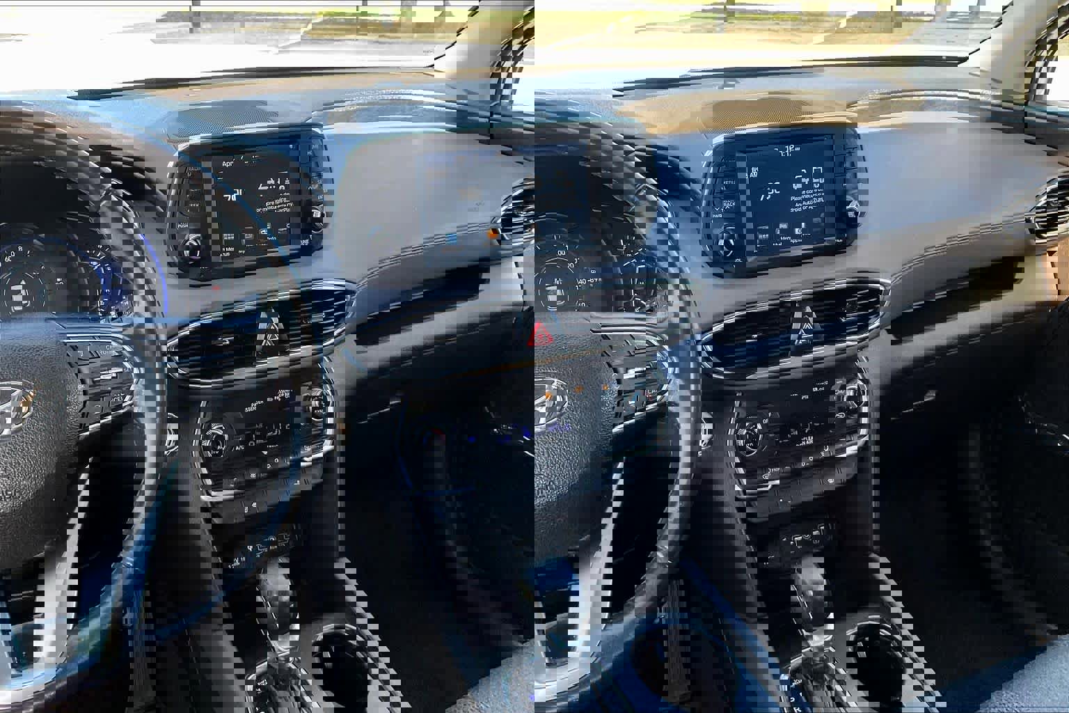 Used 2020 Hyundai Santa Fe SEL w/ Convenience Package image 7