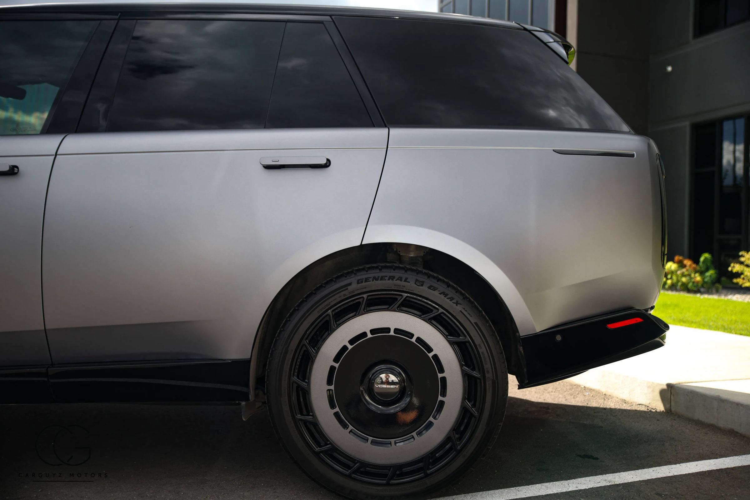 Used 2023 Land Rover Range Rover SE AWD/4WD image 10