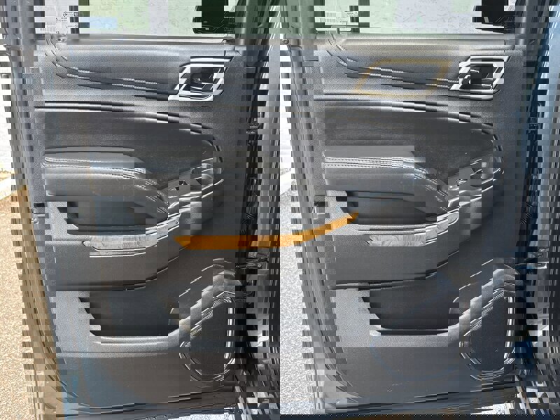 Used 2019 GMC Yukon XL Denali image 52