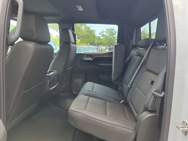New 2026 Chevrolet Silverado 1500 High Country w/ Technology Package AWD/4WD image 13