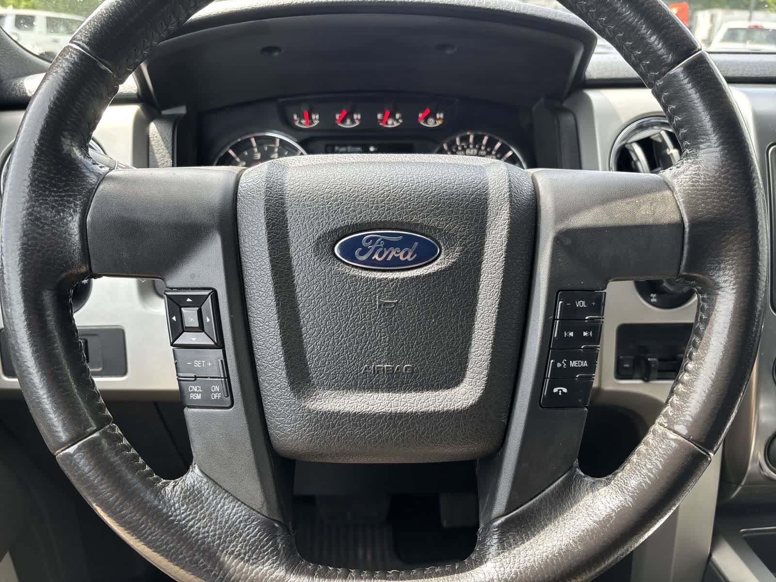 Used 2014 Ford F150 FX4 w/ Equipment Group 402A Luxury AWD/4WD image 11